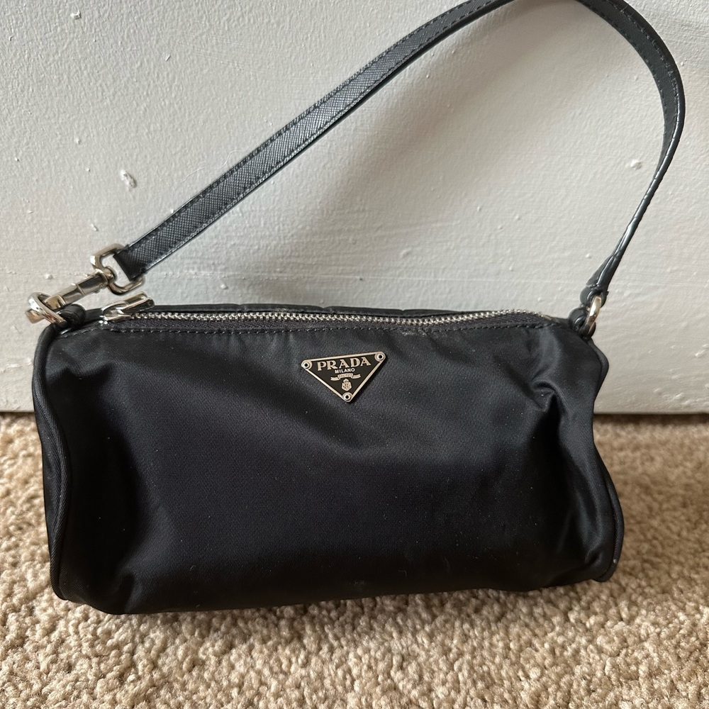 Prada mini